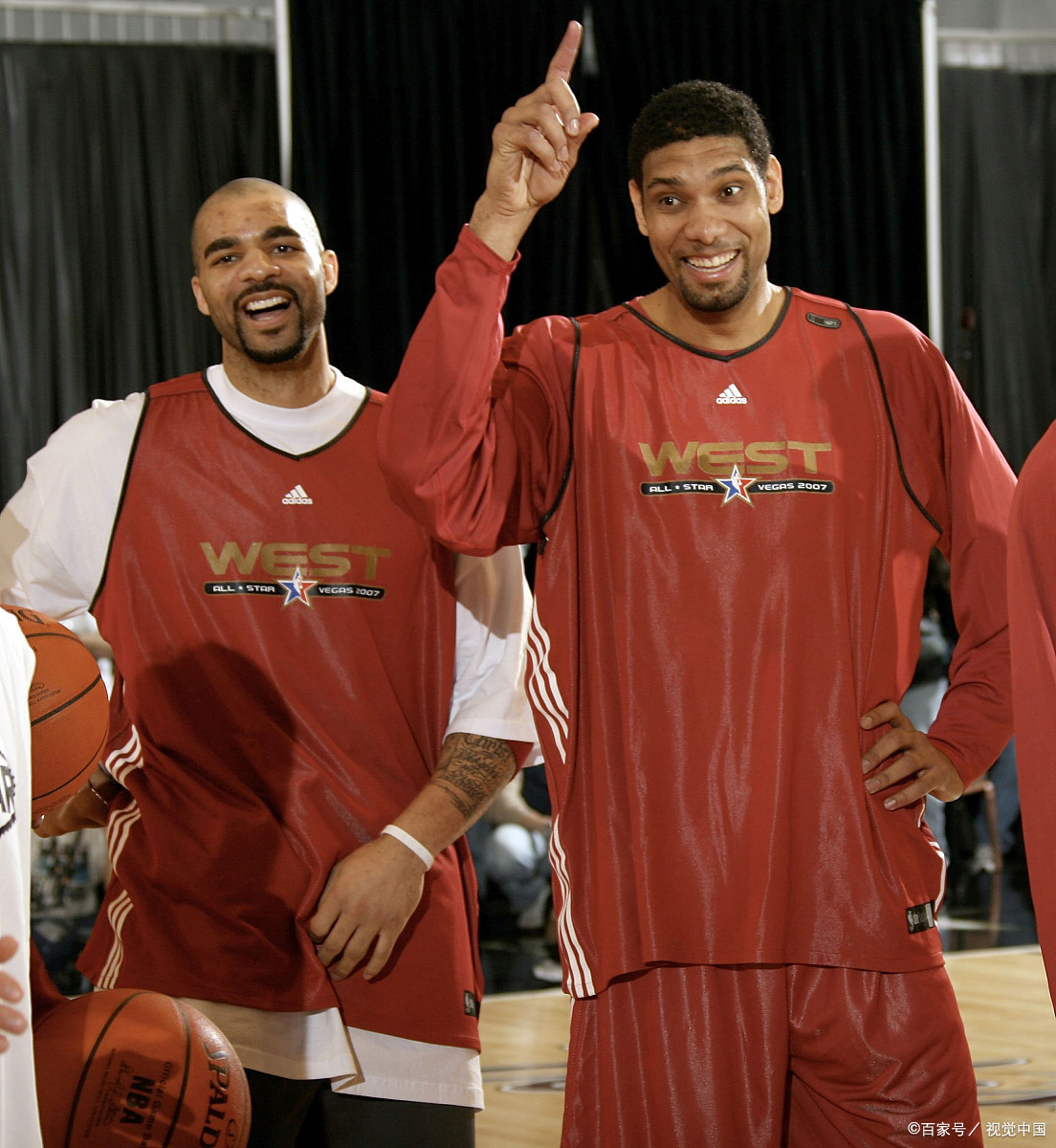 早报：37岁迪马利亚收获生涯第37冠（晨报：37岁迪马利亚加冕职业生涯第37座冠军）