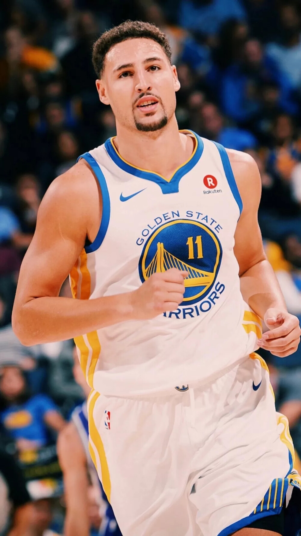 鹈鹕第二节7次失误，单节净负14分半场落后老鹰10分（鹈鹕次节7失误致净负14分，半场落后老鹰10分）