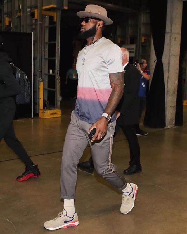 0比4到1比3！马竞输球有转变，阿尔瓦雷斯需找回状态迎考验（0-4到1-3，马竞败局中见改善，阿尔瓦雷斯急需回暖迎考验）