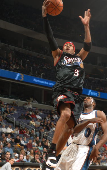 广东激战广州！二飞接班人出现 萨姆纳高级货 杜润旺打铁（广东德比鏖战广州！二飞接班人冒头 萨姆纳货真价实 杜润旺手感冰凉）