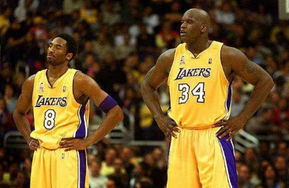 孙颖莎王楚钦赛前训练气氛轻松，大头仰头大笑，大笑引发全场欢笑（孙颖莎王楚钦赛前训练氛围轻松，大头仰天大笑点燃全场笑声）