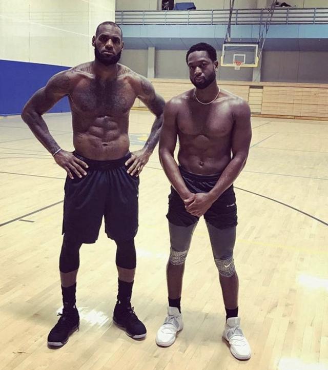 马克西：不惊讶埃奇库姆的优异表现 从季前赛就看出了他的实力（马克西谈埃奇库姆：季前赛已见真章，他的精彩表现在意料之中）